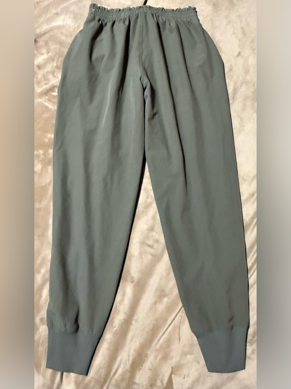 Abercrombie & Fitch Moss Green Women’s Jogger Pants